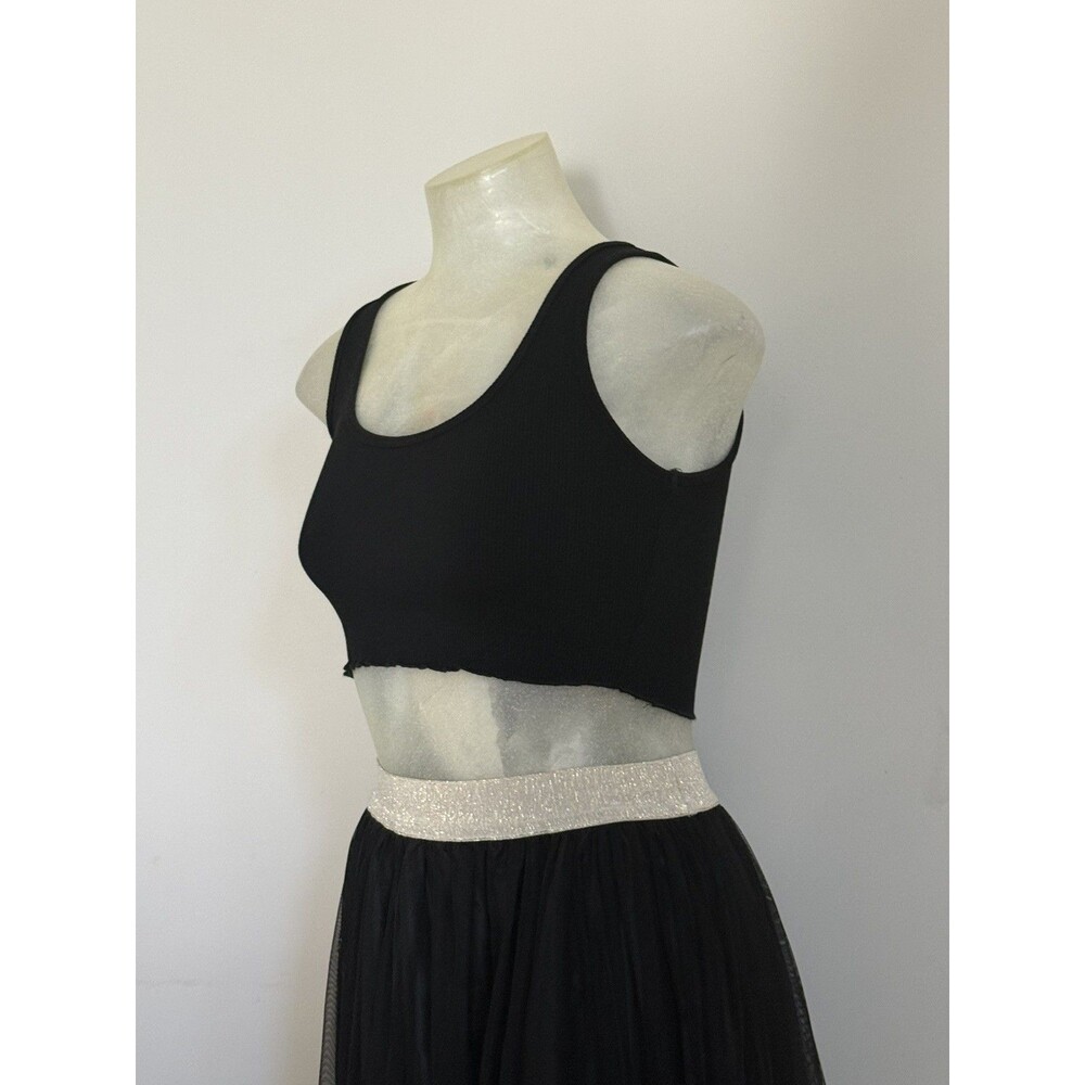 White Fox Essentials Club Cropped Black Tank Top Size M